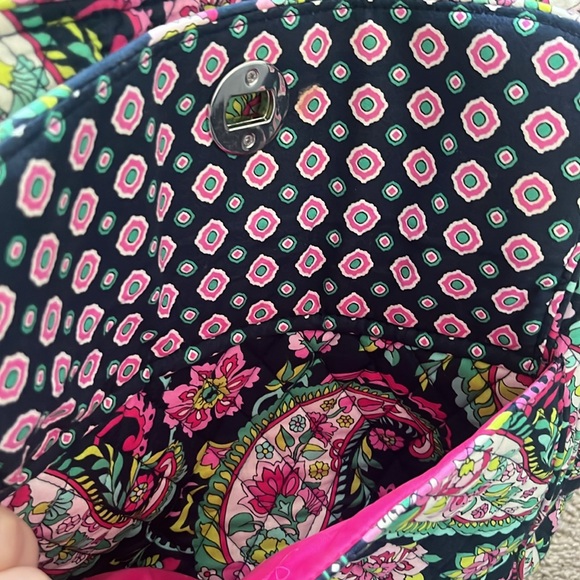 Large Vera Bradley purse - Picture 6 of 6